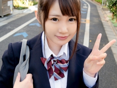 【素人】『気持ち良いから挿入れてもいいよ…』爆乳Gカップで制服着用の女の子が風俗体験で欲情！