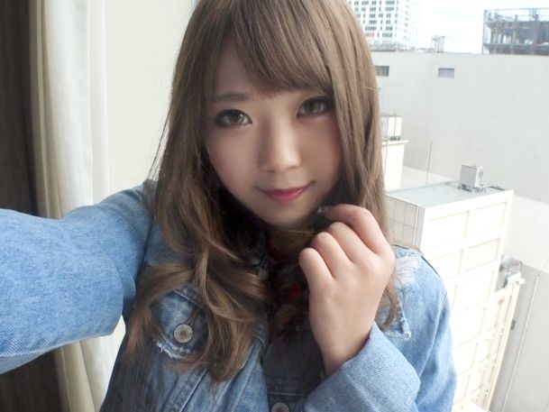 【ギャル専門学生のAVデビュー】「トリマー目指してるけど、エッチも大好き♡」イケイケギャルが敏感マ●コを電マ＆手マンで刺激されまくり！ビクンビクン痙攣しながら感じまくるエロすぎる反応がヤバい！！