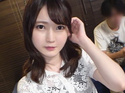 【NTR計画】交際1年目のアイドル級彼女を友達に寝取らせ！彼氏の目の前でヤる背徳感MAXのセックス♥ カワイイ彼女が他人に抱かれる姿に興奮必至！