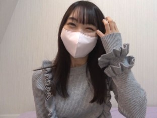 【素人】笑顔いっぱい乳首びんびんスレンダー美少女とホテルでいちゃハメ♥ケツ叩かれながらハメられとろけ顔で乳首いじりｗ