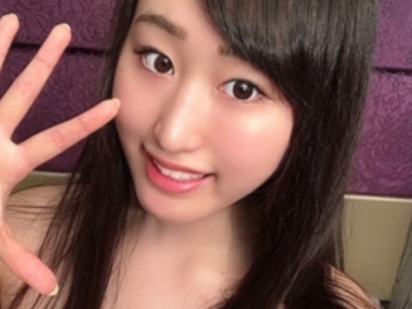 【清楚系地下アイドルの裏の顔】『ファンには内緒で…』種付け交尾にハマるアイドルが本性むき出し！清楚な見た目と裏腹に、膣内射精を懇願するドスケベ娘♪