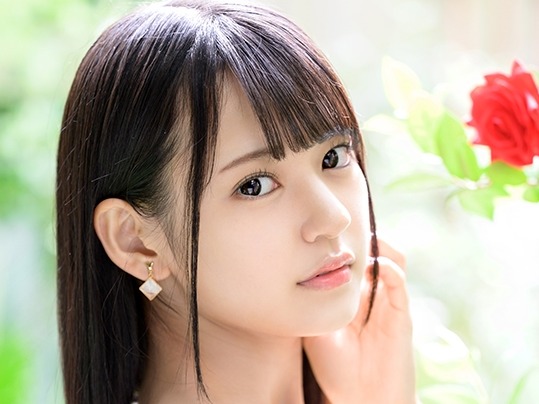 【スレンダー美少女のザーメンまみれ】『やだ…汚れちゃう…』清楚な顔した美少女が、ドロドロの精液を顔中にぶっかけられ、可愛い顔を歪ませながら悶絶！美ボディがザーメンで輝く瞬間を激撮！♡