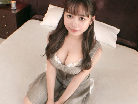 【マシュマロ巨乳美少女】『感じちゃう…』ぷるぷるおっぱいが揺れる！無毛のパイパンマ○コを激しく責められ、喘ぎまくる！エロ可愛い美少女がオトナの快感に溺れる瞬間♡