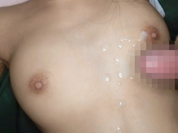 【キャンプNTR】『誰か来ちゃうよ…』テントの中でJDが禁断のセックス！無毛の敏感マ●コに激ピストンで感じまくり、勃起乳首にザーメンぶっかけられちゃう♡