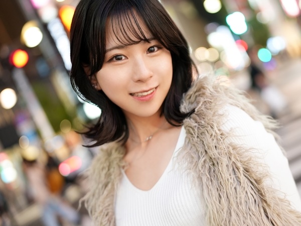 【激エロ体験】「激しくして欲しい…！」ピストンに喘ぎ声が漏れまくる！エロい体が大胆に乱れる！快感にひたる美少女！