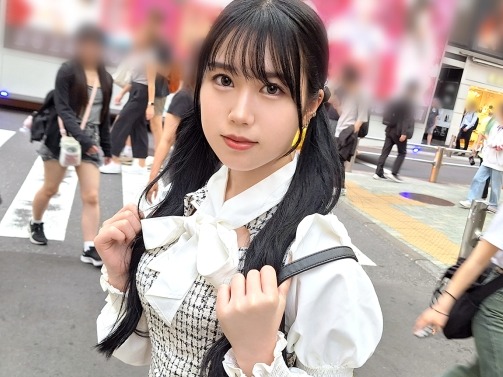 【色白美肌のパイパンお姉さん】『気持ち良すぎる…』素人お姉さんが騎乗位でエロ腰をグラインド！上下運動で悶える姿がエロかわいい♡喘ぎ声が止まらない濃厚セックス！