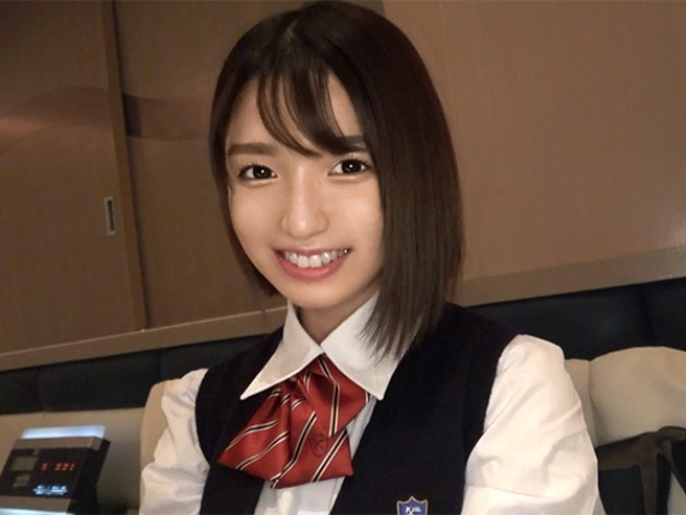 【制服美少女の裏バイト】『お金が欲しいの…』無垢なJKがオジサンと危険なハメ撮り体験！可愛い顔を紅潮させながら感じまくり、最後は顔射でフィニッシュ！！お金と快楽に溺れる少女の秘め事♡