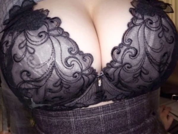 【爆乳OLの危険日中出し】『上司に弱味握られて…』会社一の巨乳女子が仕事後に連続種付けSEX！巨尻を激しくピストンされ、デカ乳揺らして感じまくる姿がエロすぎる♥