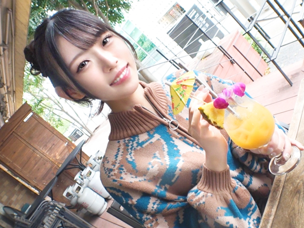 【神戸の激カワ美少女】初撮りでピンクの美マンを大公開！素人娘がハメ撮りで感じまくり、絶頂しまくるエロ可愛いSEX♥︎