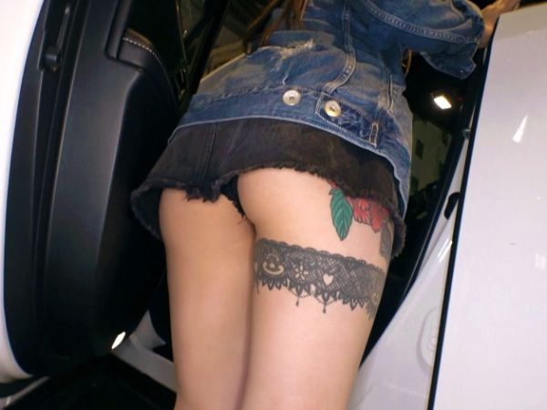 【18歳ヤンチャギャルの本気フェラ】『奥まで咥えちゃうぞ♡』大工ヤンキーギャルがタトゥー入りの美尻揺らしてエロ全開！喉奥まで咥え込むじゅっぽりフェラで男を骨抜きにする！S級ギャルのヤバいテクに悶絶必至！