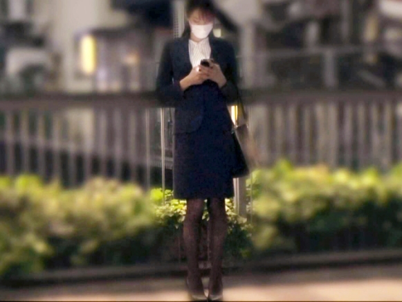 【巨乳OL】スーツが似合う抜群過ぎるプロポーション！マジ良い女じゃん！この身体から繰り出されるエッチな技が凄すぎたね！