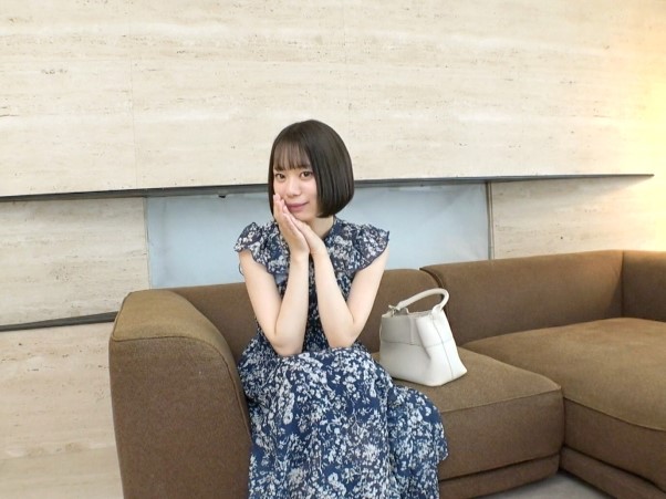 【貧乳素人】お目めパッチリで非常に愛らしい女の子！でも彼女ナチュラルにスケベ！セックスになったらエロの逸材でしたね！