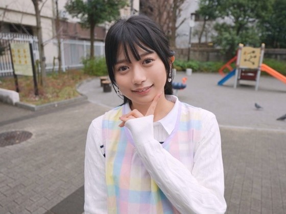 【美乳素人】かなり激かわの保母さん登場！やっぱ保母さんだけじゃ食うのは難しいって事でえちえち！相当ヌケる映像の完成！