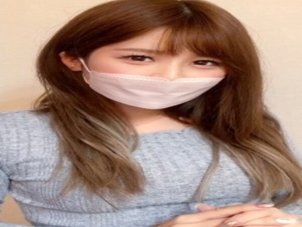 【素人】美女を開脚させてつるつるのパイパンをじっくりと観察♡フェラで舐めさせて騎乗位でケツを振らせました♡
